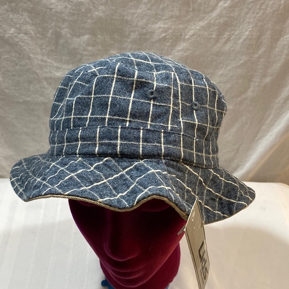 Lids Accessories Lids Nwt Reversible Bucket Hat In Blue Grey Check